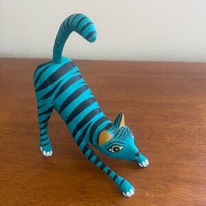 Cat Alebrije Carved Oaxacan Wood Painted Mexican Folk Art Carving